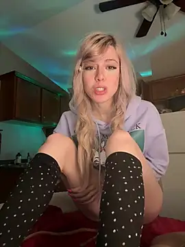 propertyofdaddy's cam snapshot