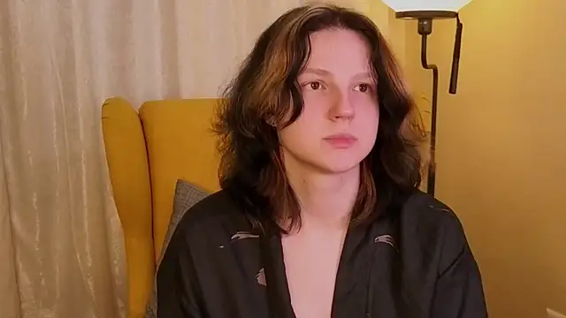 LatinaHuguenin live sex cam