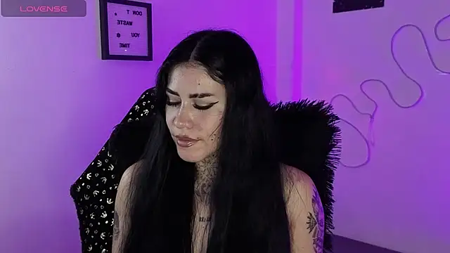 AnfisaLetyagho's cam snapshot