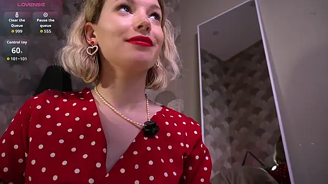 VinylKiss's cam snapshot