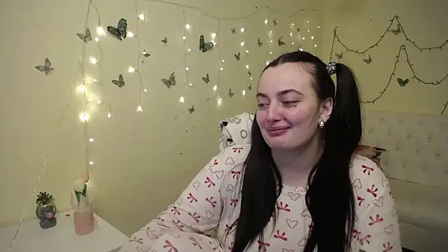 MilanaPrice live sex cam