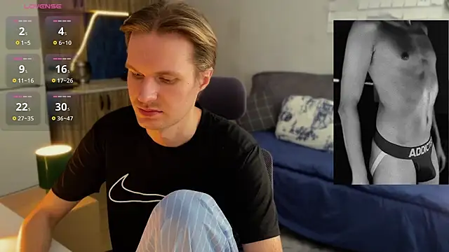 Leonnextdoor live sex cam