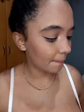 pandinhagamer live sex cam