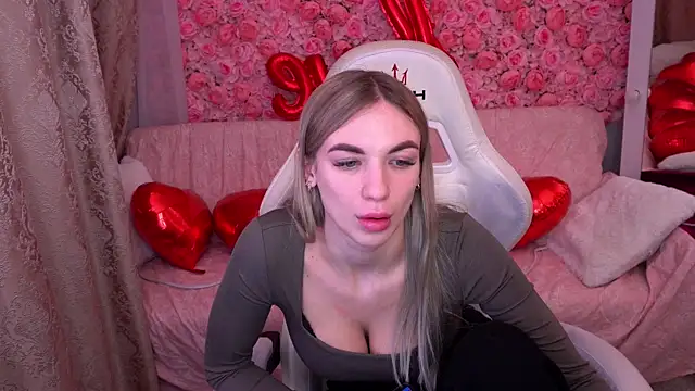 ArinaWong's cam snapshot