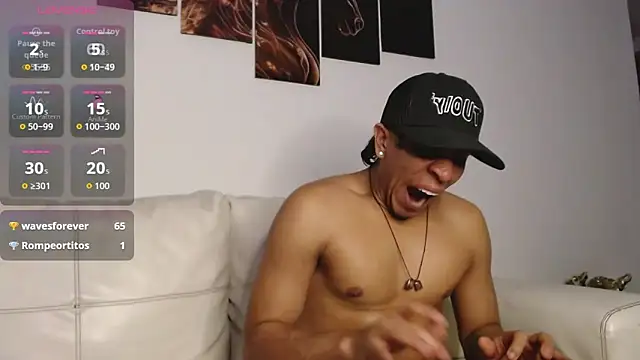 Monkey_uchiha777 live sex cam