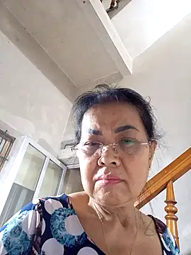 Hotestlove live sex cam