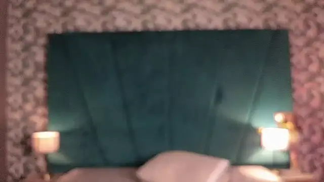 Aaron_Eze live sex cam