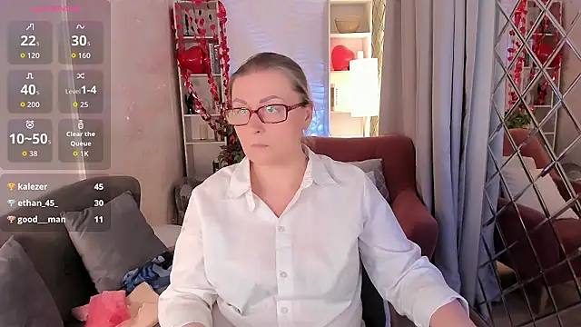 AlexandraKind's cam snapshot