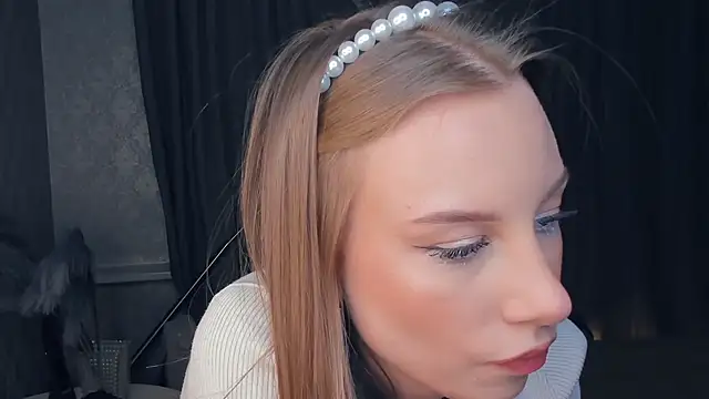 CarmenLipkin's cam snapshot