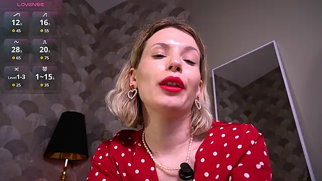 VinylKiss's cam snapshot