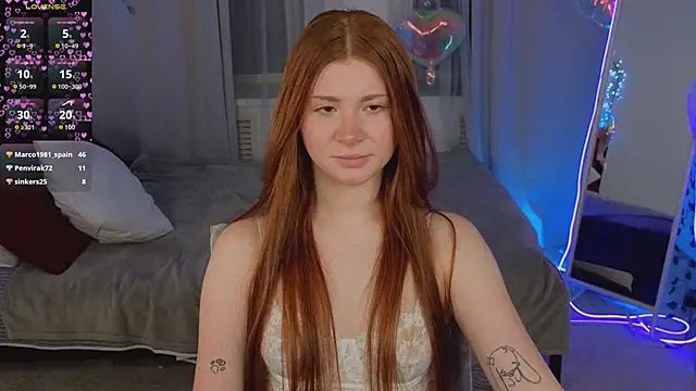 Freckle_Diyana live sex cam
