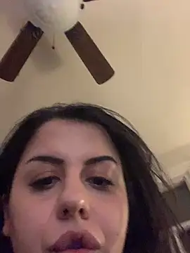 holyeroticss live sex cam