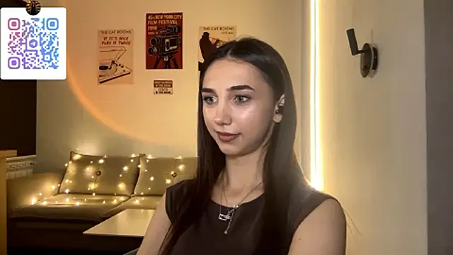 LinaMour's cam snapshot