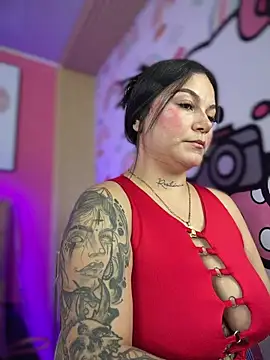 Megaan__More's cam snapshot