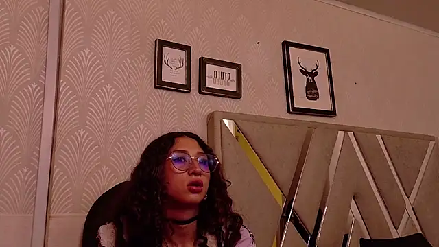 Queenjenn__ live sex cam