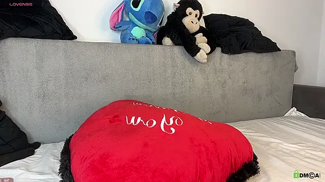 NayaVoss's cam snapshot