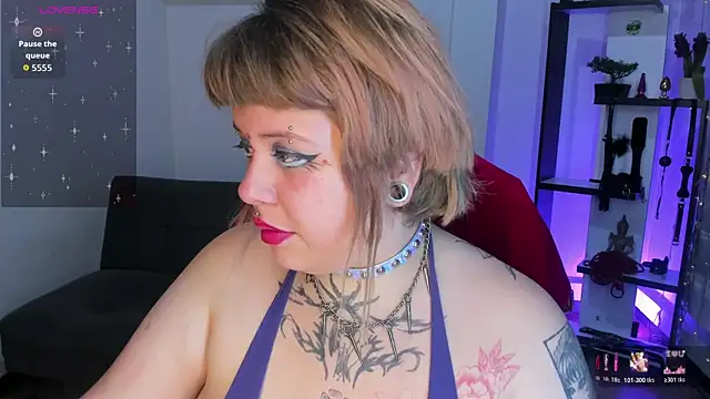 Sabrina_scarlett live sex cam