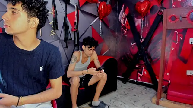 Gay_Red_Room live sex cam