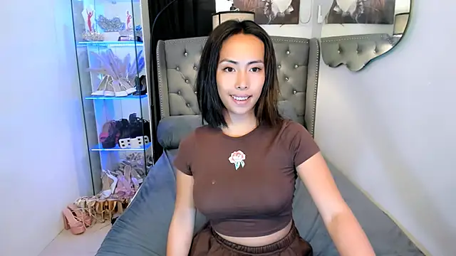 reighnempress live sex cam