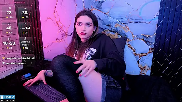 MaeveKuro live sex cam