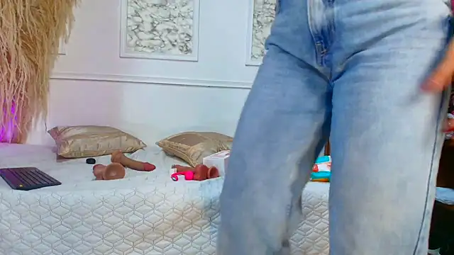 Danella_houston's cam snapshot