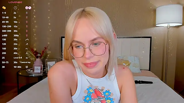 bellatip live sex cam