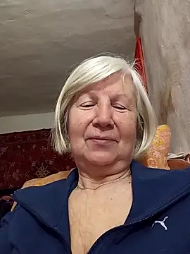 KlaudiaDarling live sex cam