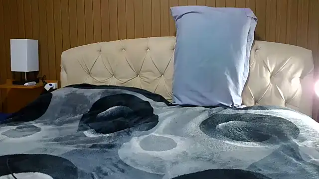 Kellynha_Sweet live sex cam