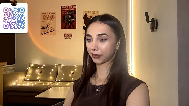 LinaMour's cam snapshot