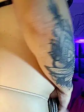 Victoria01_'s cam snapshot