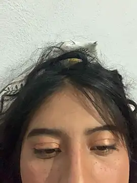 Ema_L1's cam snapshot