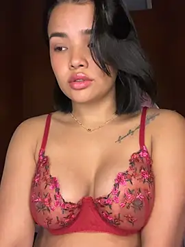 Chloe_Mullerr's cam snapshot