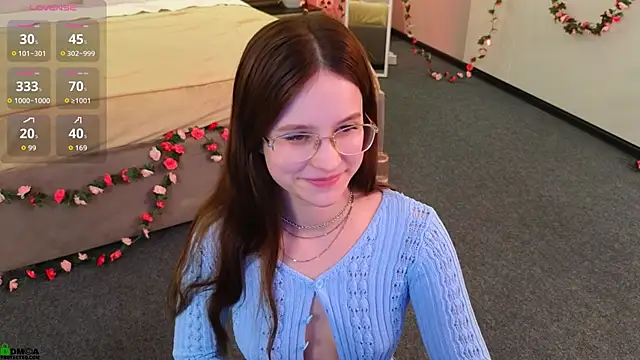 Rina_Red live sex cam