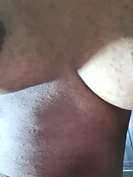 Luciia_cute live sex cam