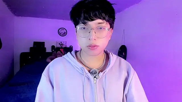 AnggelONfiree's cam snapshot