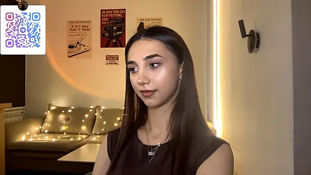 LinaMour's cam snapshot