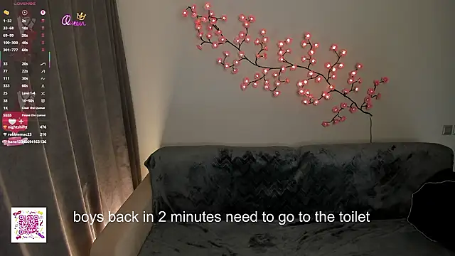 ElsaDivine's cam snapshot