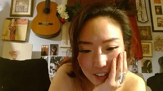 lunalovely333's cam snapshot