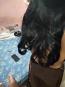 COUPLLE_VILLAGE live sex cam