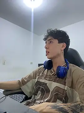 gojo_satoru_18 live sex cam