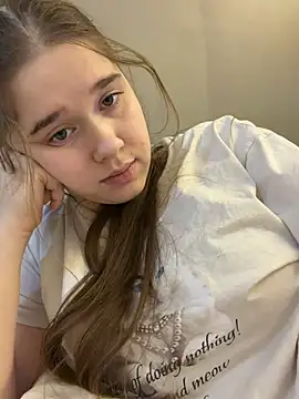 HornyGirlH live sex cam