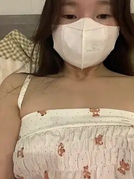 Rin-yiyi live sex cam