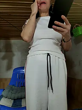 Basanis68's cam snapshot