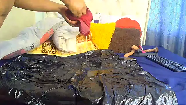 Queenxxxjesy's cam snapshot