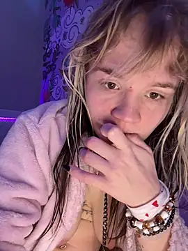 Cutiepiespanks live sex cam