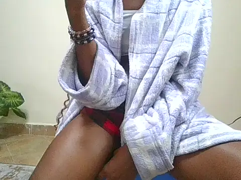 toohottomiss's cam snapshot