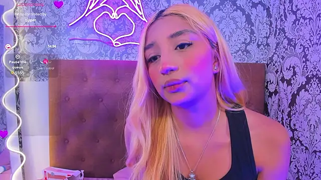 IRINA_TAY1's cam snapshot