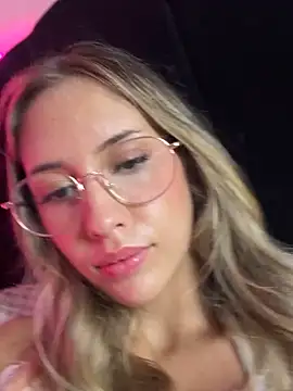 fanyabbey's cam snapshot