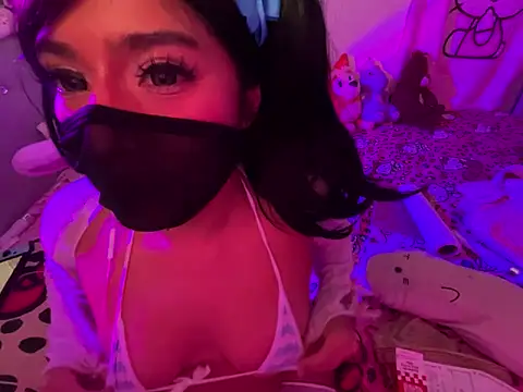 Onlypawzz's cam snapshot