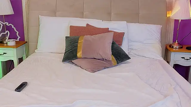 Ivanna__Rose live sex cam